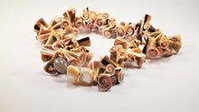 Load image into Gallery viewer, ARGONAUTS Collection - Beautiful Aesthetic Spiral Pattern Shell Necklace