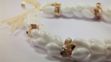 Load image into Gallery viewer, Bridesmaid White &amp; Brown Large Shell Necklace - ARGONAUTS Collection
