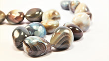 Load image into Gallery viewer, Amazing African Blue &amp; Grey Agate Neckpiece
