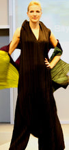 Load image into Gallery viewer, sleeveless Long Pleated Dress
