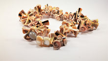 Load image into Gallery viewer, ARGONAUTS Collection - Beautiful Aesthetic Spiral Pattern Shell Necklace
