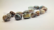 Load image into Gallery viewer, Wonderful Blue Layer Agate Neckpiece
