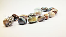 Load image into Gallery viewer, Wonderful Blue Layer Agate Neckpiece
