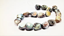 Load image into Gallery viewer, Wonderful Blue Layer Agate Neckpiece
