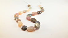 Load image into Gallery viewer, Classic Grey-Blue and Creme Agate Necklace
